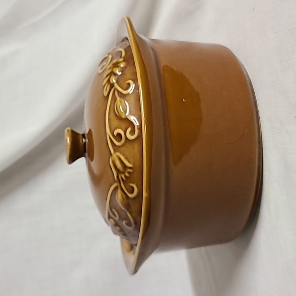 Savinio Stoneware Brown Mini Crock Casserole Lidded Pot EUC - Picture 5 of 5